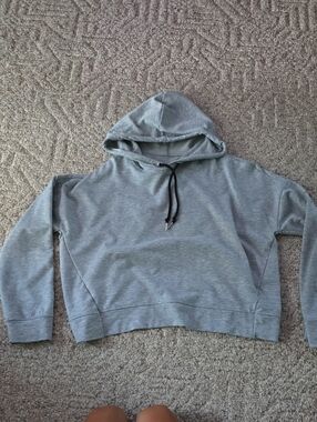 Gray Cutout Hooded Top Size Medium
